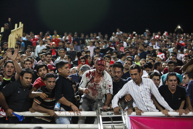 حضور بانوان در استادیوم یک وعده پوچ و توخالی برای فریب مردم