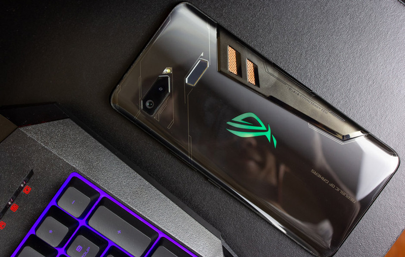ایسوس ROG Phone 2 اولین گوشی مجهز به اسنپدراگون ۸۵۵ پلاس ایسوس ROG Phone 2 اولین گوشی مجهز به اسنپدراگون ۸۵۵ پلاس