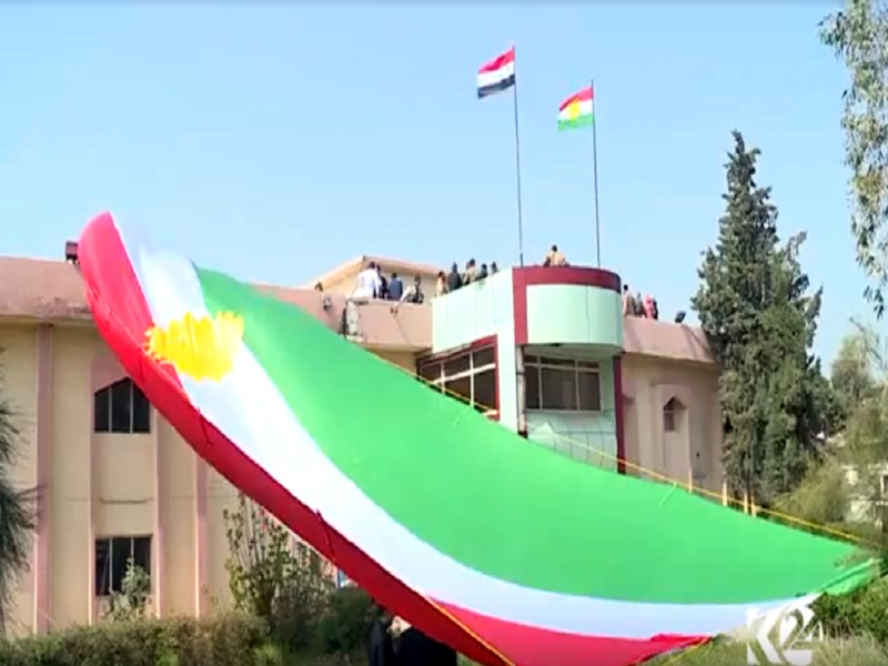 دستگیری چند گردشگر اقلیم کردستان با تصاویر بارزانی و پرچم کردستان