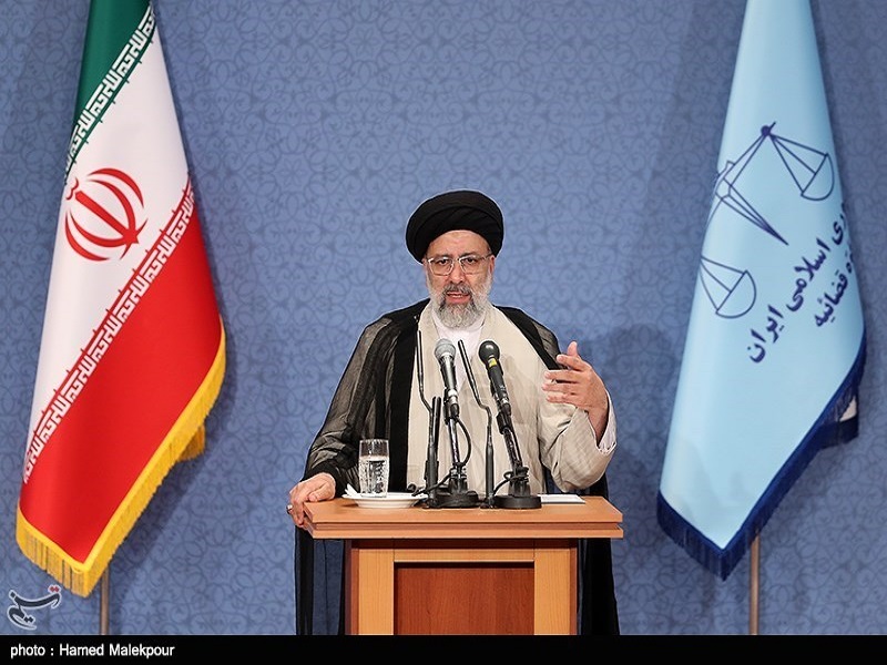 اقتدار امروز ایران نتیجه راهبرد مقاومت است یا مذاکره؟