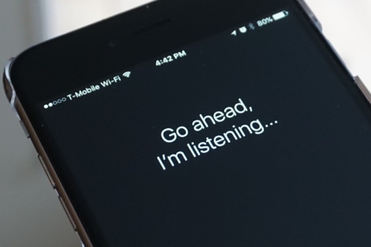 تعلیق نظارت بر شنود مکالمات دستیار صوتی اپل و گوگل