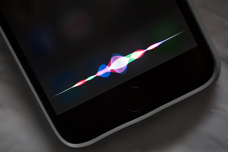 تعلیق نظارت بر شنود مکالمات دستیار صوتی اپل و گوگل