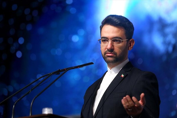 گوشی ایرانی میتواند نیاز بخش عمدهای از مردم را تامین کند گوشی ایرانی میتواند نیاز بخش عمدهای از مردم را تامین کند