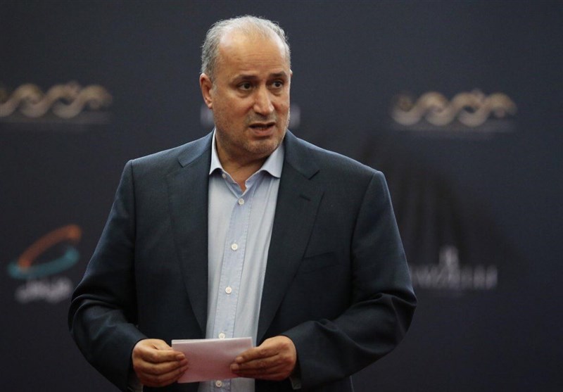 برگزاری همزمان دربی و والیبال دشوار بود/ عذرخواهی بیرانوند بهتر از تنبیه کردن است
