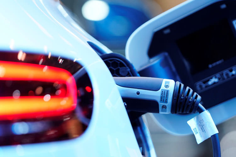 شارژر خانگی خودروی برقی با قیمت ۴۹۹ دلار