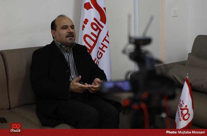 «خانه کارگر» غیر از رسیدگی به امور کارگران همه کاری میکند! «خانه کارگر» غیر از رسیدگی به امور کارگران همه کاری میکند!