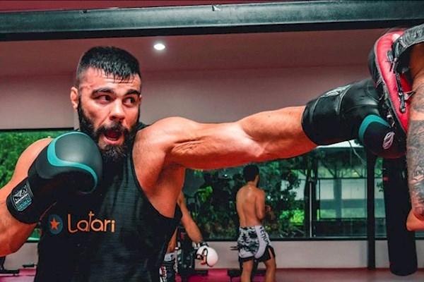 مشکل جدید برای قهرمان رینگ آزاد خروج از UFC مشکل جدید برای قهرمان رینگ آزاد خروج از UFC