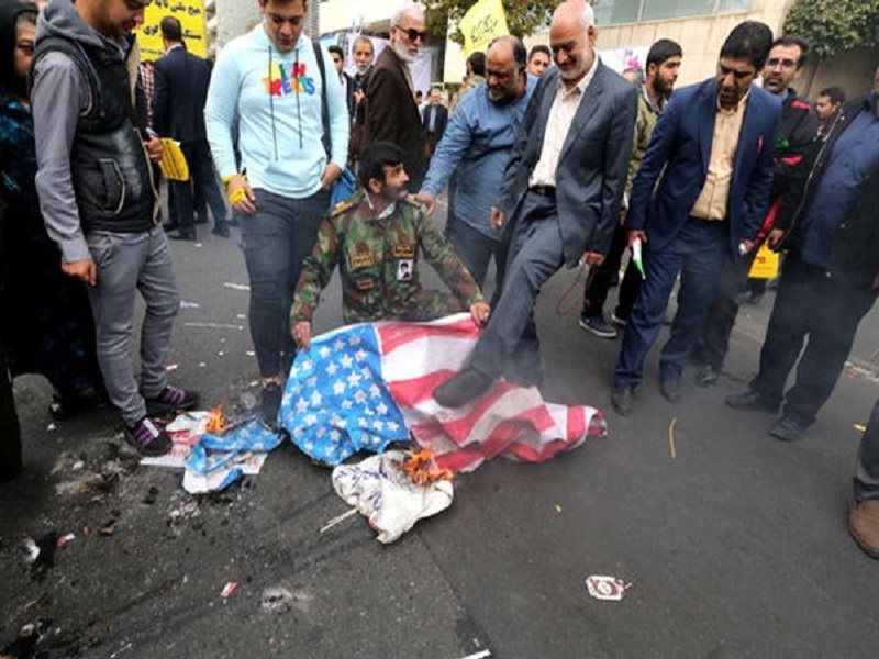 ایرانی‌ها مجدداً احساسات ضد آمریکایی خود را به نمایش گذاشتند