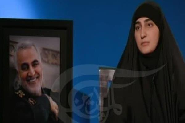 زینب سلیمانی: پدرم خود را سرباز مردم ایران و رهبری می دانست