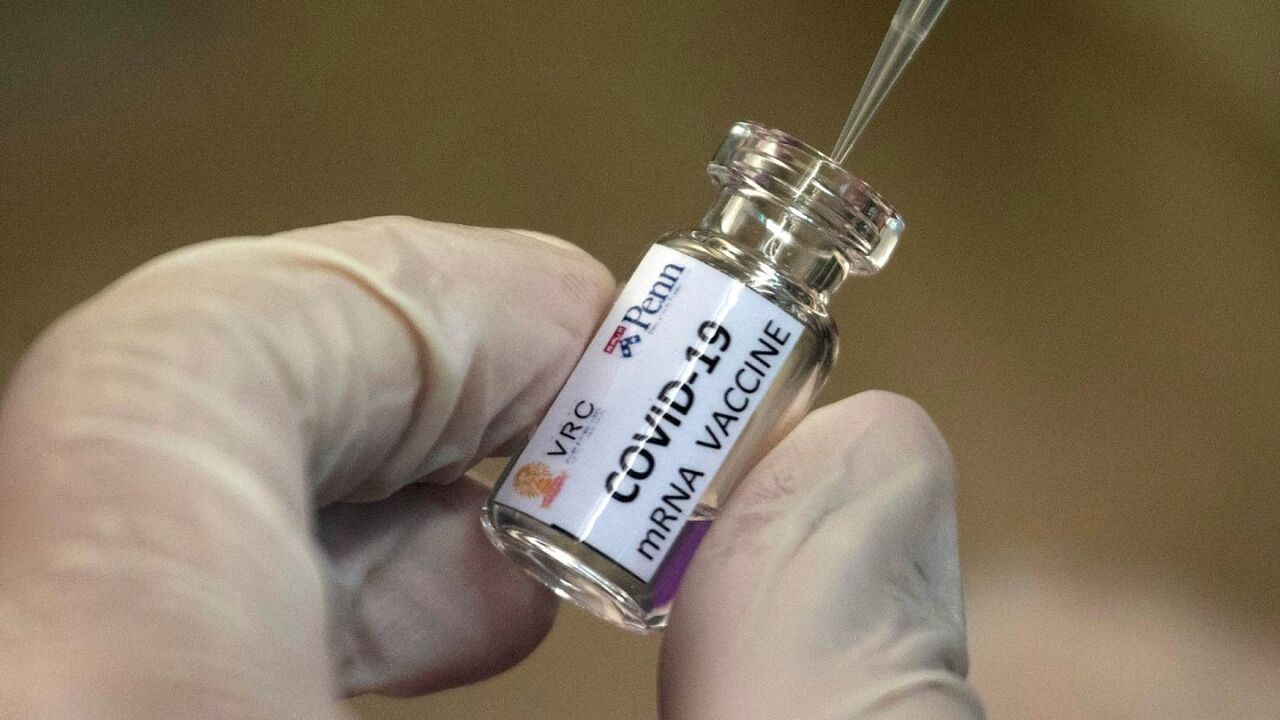 ایران در حال رایزنی برای خرید واکسن خارجی کروناست