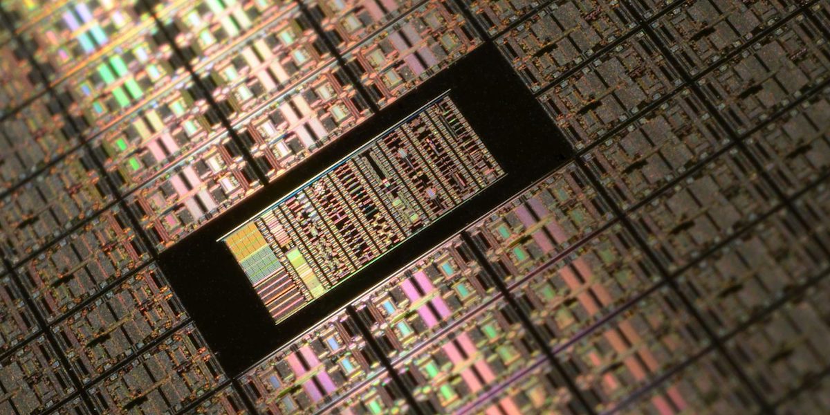 اپل و TSMC تحقیق و توسعه روی تراشههای ۲ نانومتری را آغاز میکنند اپل و TSMC تحقیق و توسعه روی تراشههای ۲ نانومتری را آغاز میکنند