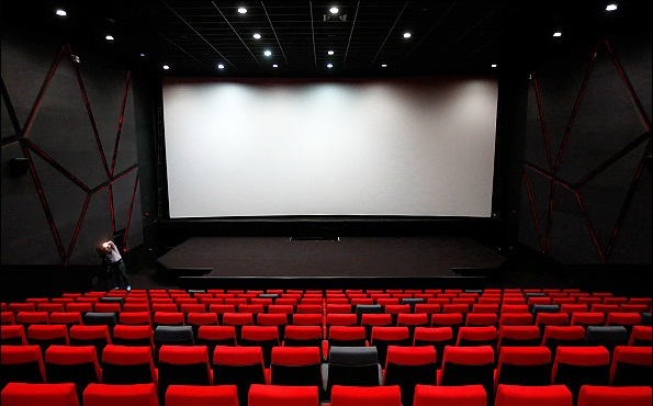 افزایش قیمت بلیت سینماها، تصمیم اشتباهی که سینمای ایران تاوان آن را خواهد داد!