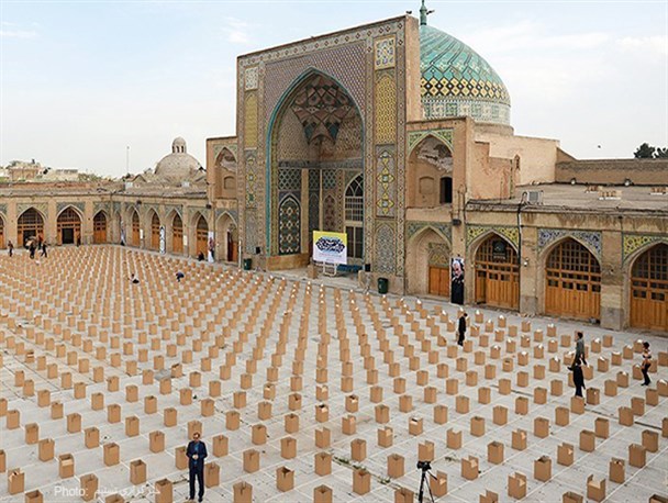دستگیری از نیازمندان و یاری به هموطنان؛ خصلت های زیبایی که با روح و جان مردم ایران عجین شده اند دستگیری از نیازمندان و یاری به هموطنان؛ خصلت های زیبایی که با روح و جان مردم ایران عجین شده اند