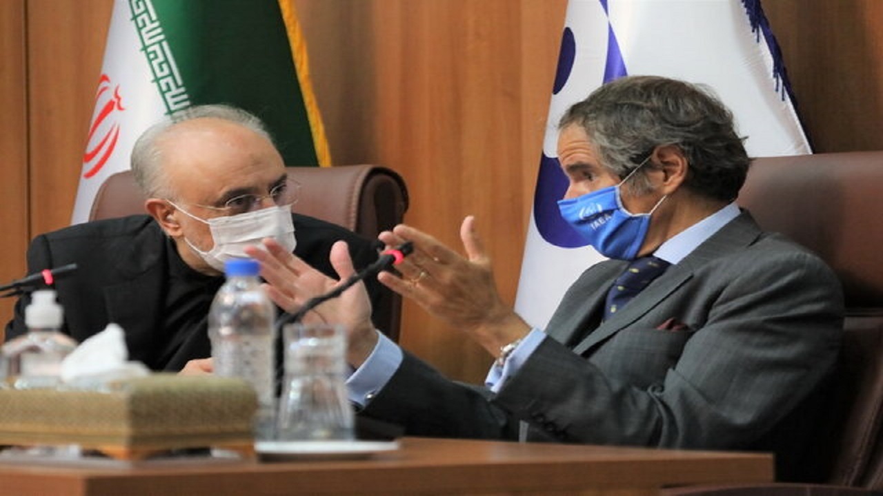 متخصصان هزینه زایی برای کشور؛ به دنبال فرافکنی و انداختن تقصیر به گردن دیگران متخصصان هزینه زایی برای کشور؛ به دنبال فرافکنی و انداختن تقصیر به گردن دیگران