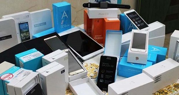 بیش از ۵۰ درصد از شرکت های واردکننده موبایل در آستانه ورشکستگی قرار دارند بیش از ۵۰ درصد از شرکت های واردکننده موبایل در آستانه ورشکستگی قرار دارند