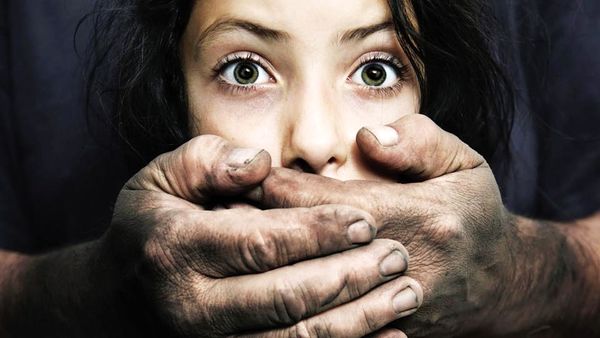 تجاوز به آرامش رواني جامعه به اسم دفاع از قربانيان تجاوز جنسي