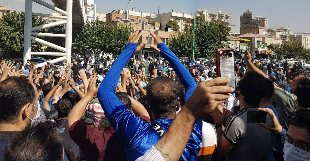 آقای سلطانی فر؛ پشت موفقیت پرسپولیس پنهان نشوید، شما باید پاسخگوی عملکردتان باشید! آقای سلطانی فر؛ پشت موفقیت پرسپولیس پنهان نشوید، شما باید پاسخگوی عملکردتان باشید!