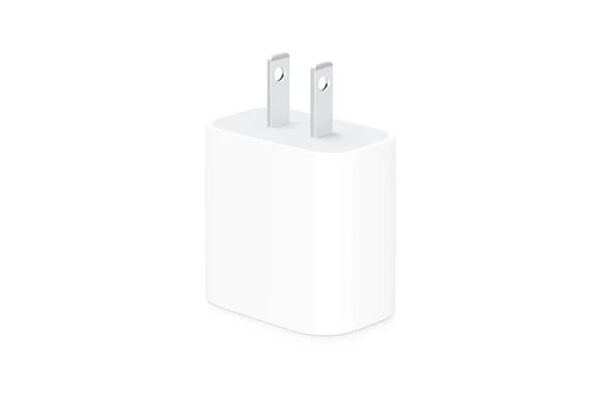 اپل فروش شارژر ۲۰ وات USB-C را آغاز کرد