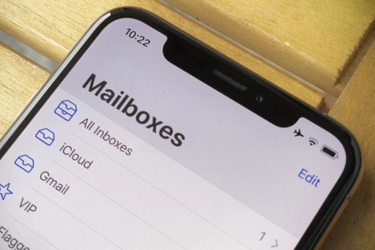 مشکل ایمیل و مرورگر پیش فرض در iOS 14 برطرف شد مشکل ایمیل و مرورگر پیش فرض در iOS 14 برطرف شد