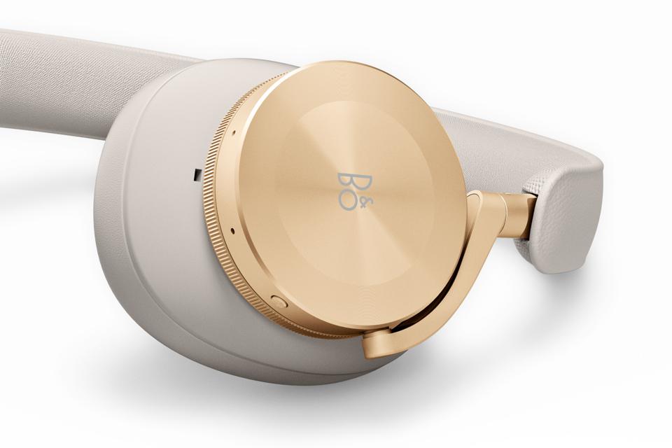 Bang & Olufsen در تولد ۹۵ سالگی خود از محصولاتی لوکس و گرانقیمت پرده برداشت Bang & Olufsen در تولد ۹۵ سالگی خود از محصولاتی لوکس و گرانقیمت پرده برداشت