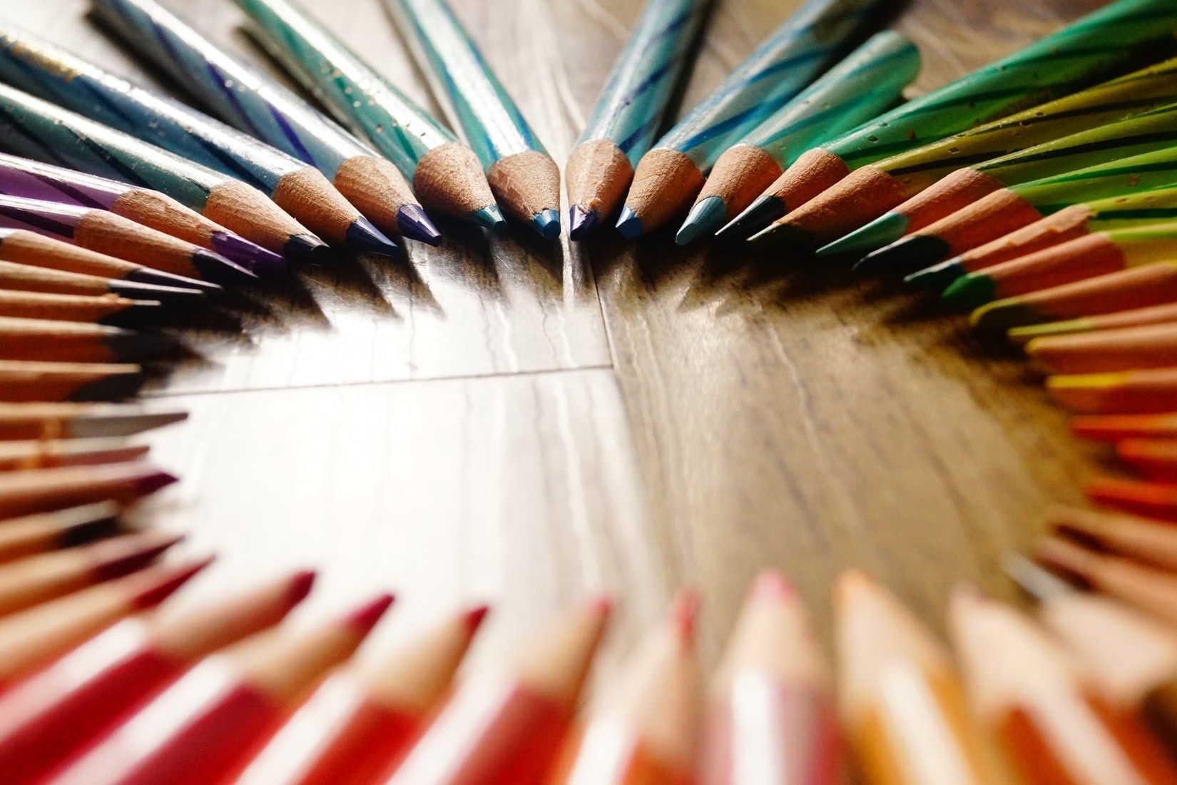 راهنمای خرید مداد رنگی برای نقاشی حرفه ‌ای