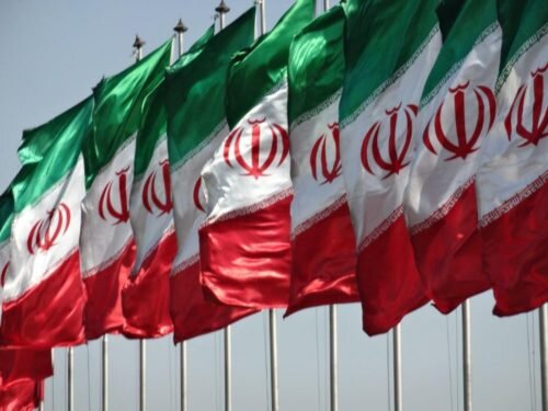فرجام جمهوری های سه گانه در ایران