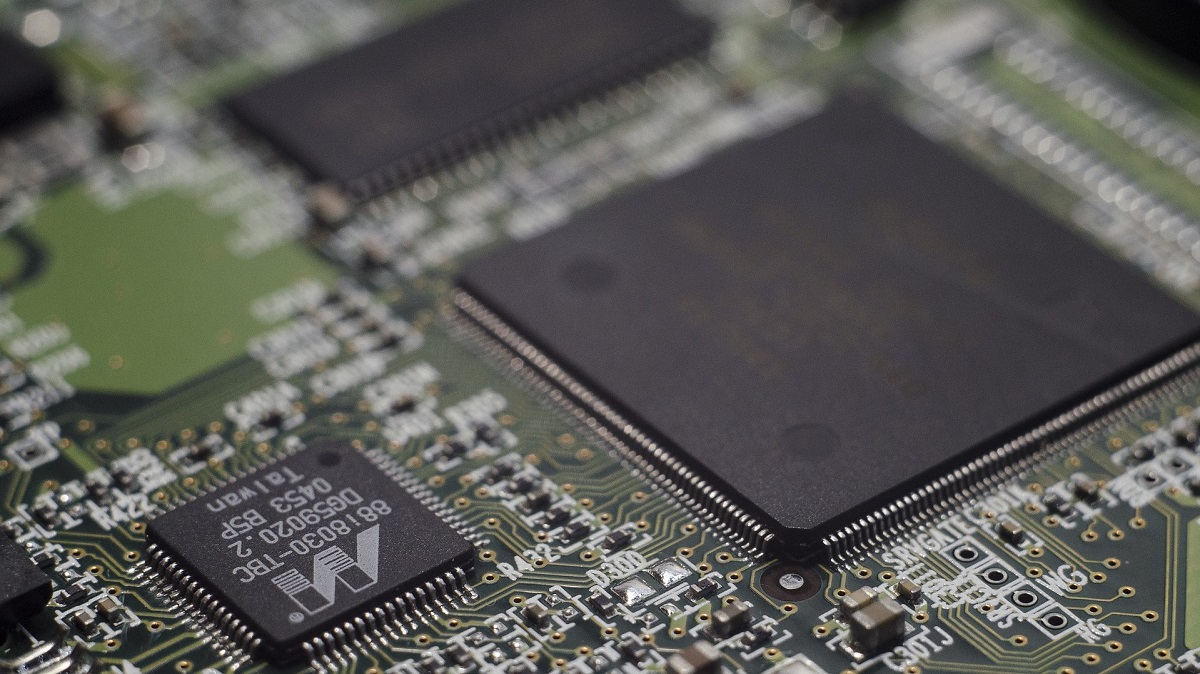 فوجیتسو برای تولید کامپیوتر کوانتومی با IBM رقابت خواهد کرد فوجیتسو برای تولید کامپیوتر کوانتومی با IBM رقابت خواهد کرد