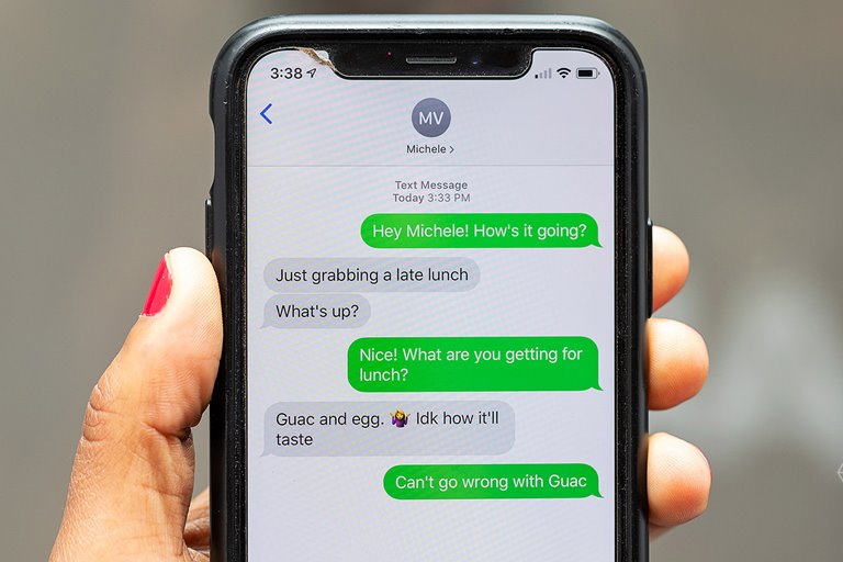 اپل: نسخه اندروید iMessage بیش از اینکه کمک‌کننده باشد، به ما ضربه می‌زند