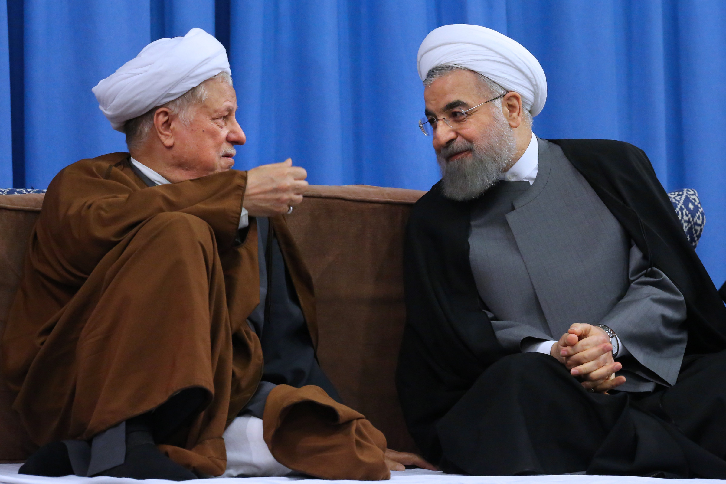خانم هاشمی؛ بیش از اصلاح طلبان پدر شما حامی حسن روحانی بود، تاریخ را تحریف نکنید! خانم هاشمی؛ بیش از اصلاح طلبان پدر شما حامی حسن روحانی بود، تاریخ را تحریف نکنید!