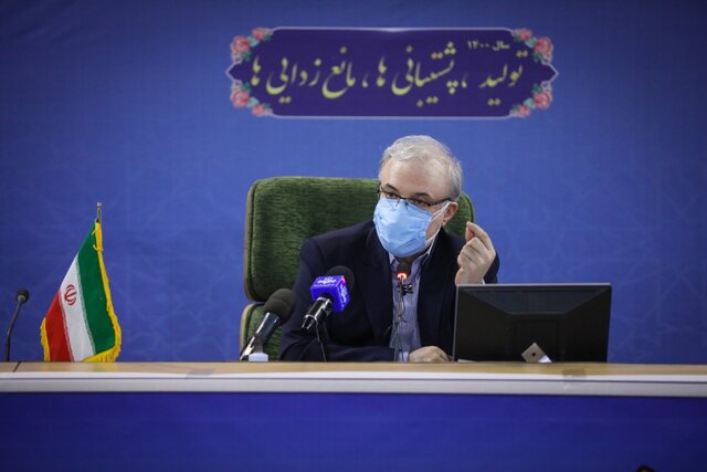 کار واکسن ایرانی روی غلتک افتاده است