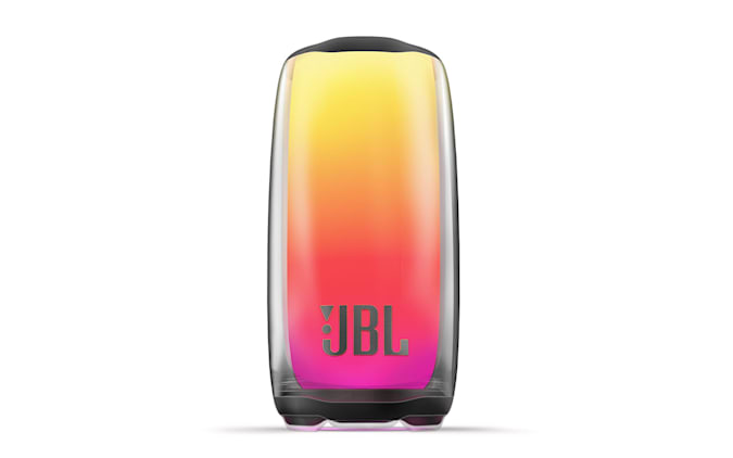 JBL از اسپیکرهای قابل حمل خود برای 2022 رونمایی کرد