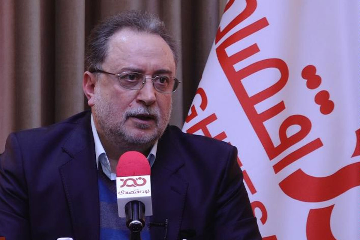 تعهد بدهید اگر دلار ۴۲۰۰ تومانی حذف شد، و تورمش بالاتر از ۸ درصد شد، محاکمه‌تان کنند (ویدئو)