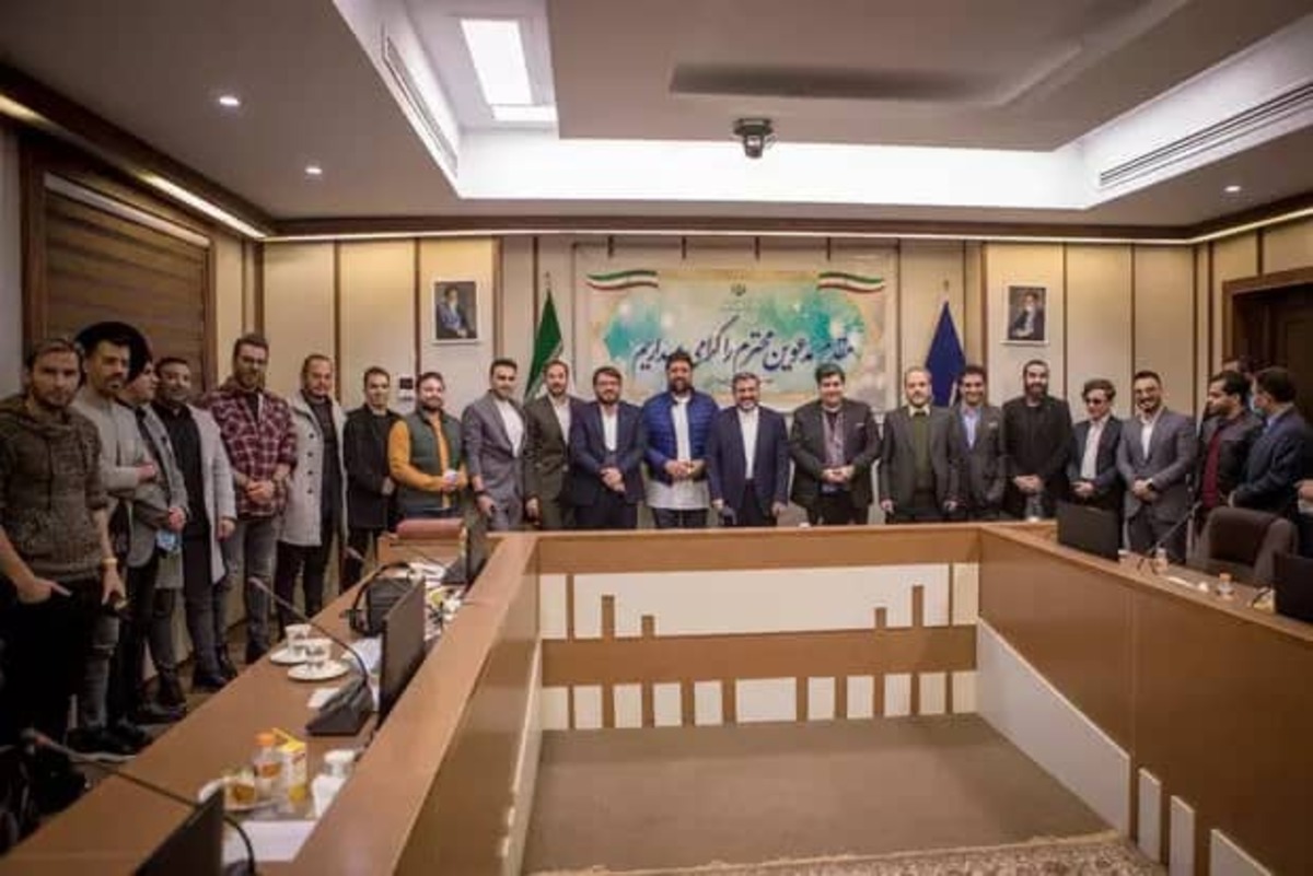 جزییات نخستین دیدار وزیر ارشاد با خوانندگان پاپ/گوش شنوا یافتیم