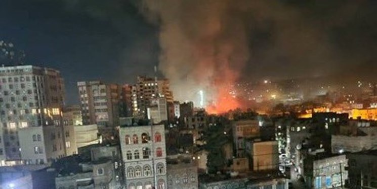 جنگنده‌های ائتلاف سعودی ورزشگاه صنعا را بمباران کردند
