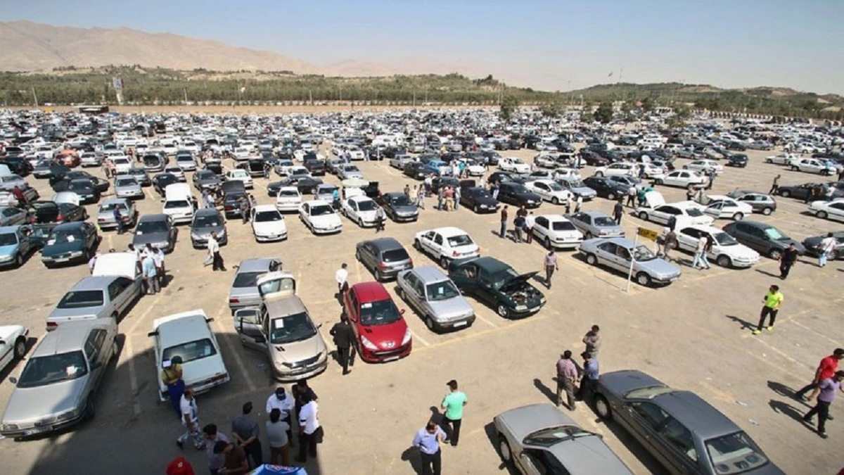 قیمت خودرو در بازار آزاد پنجم دی ۱۴۰۰