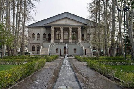 چراغ چهلمین جشنواره فیلم فجر در برج میلاد روشن شد / جواد عزتی و مهدویان با «مرد بازنده» می‌درخشند؟