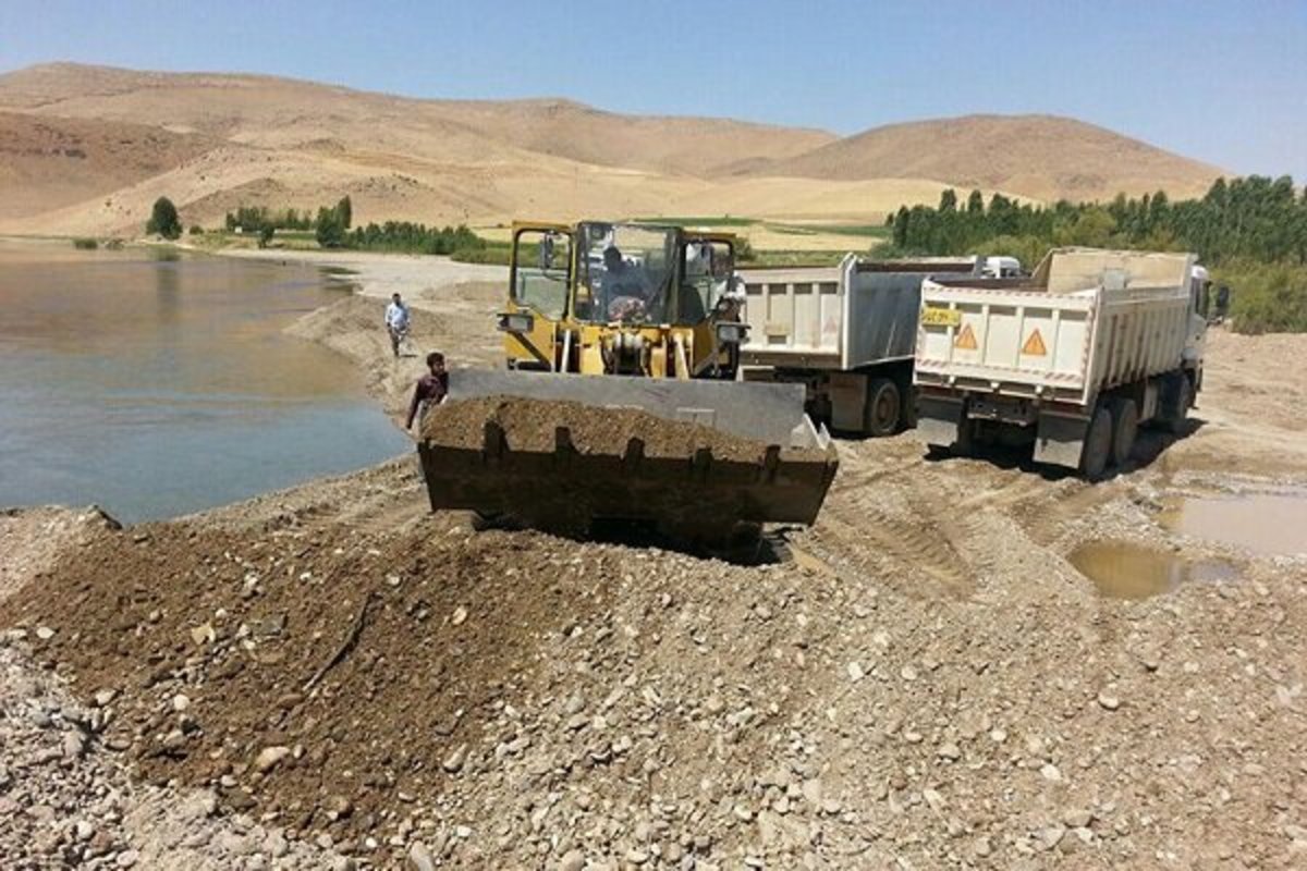 امکان برداشت شن و ماسه از کف رودخانه‌ها برای پیمانکاران فراهم شد