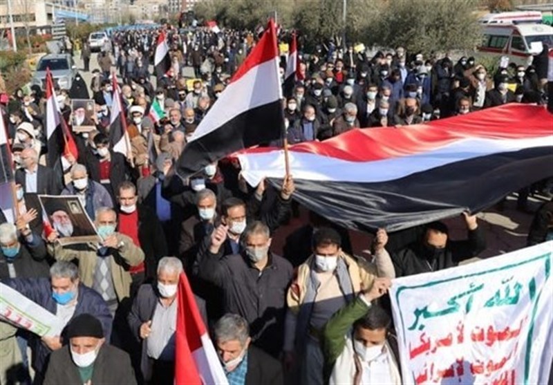 راهپیمایی نمازگزاران در محکومیت کشتار مردم مظلوم یمن