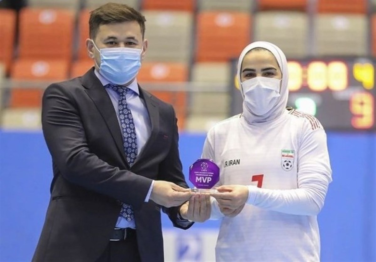۲ جایزه ایران پس از عنوان قهرمانی