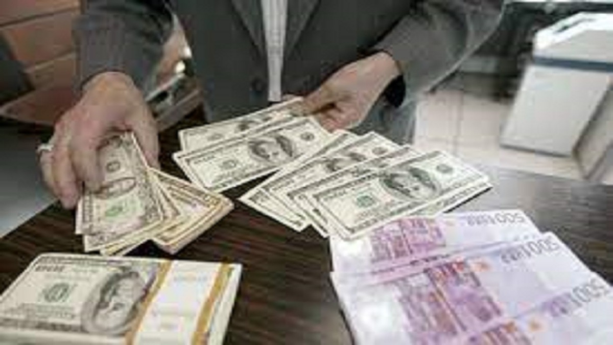 نرخ ارز در بازار آزاد نهم بهمن ۱۴۰۰