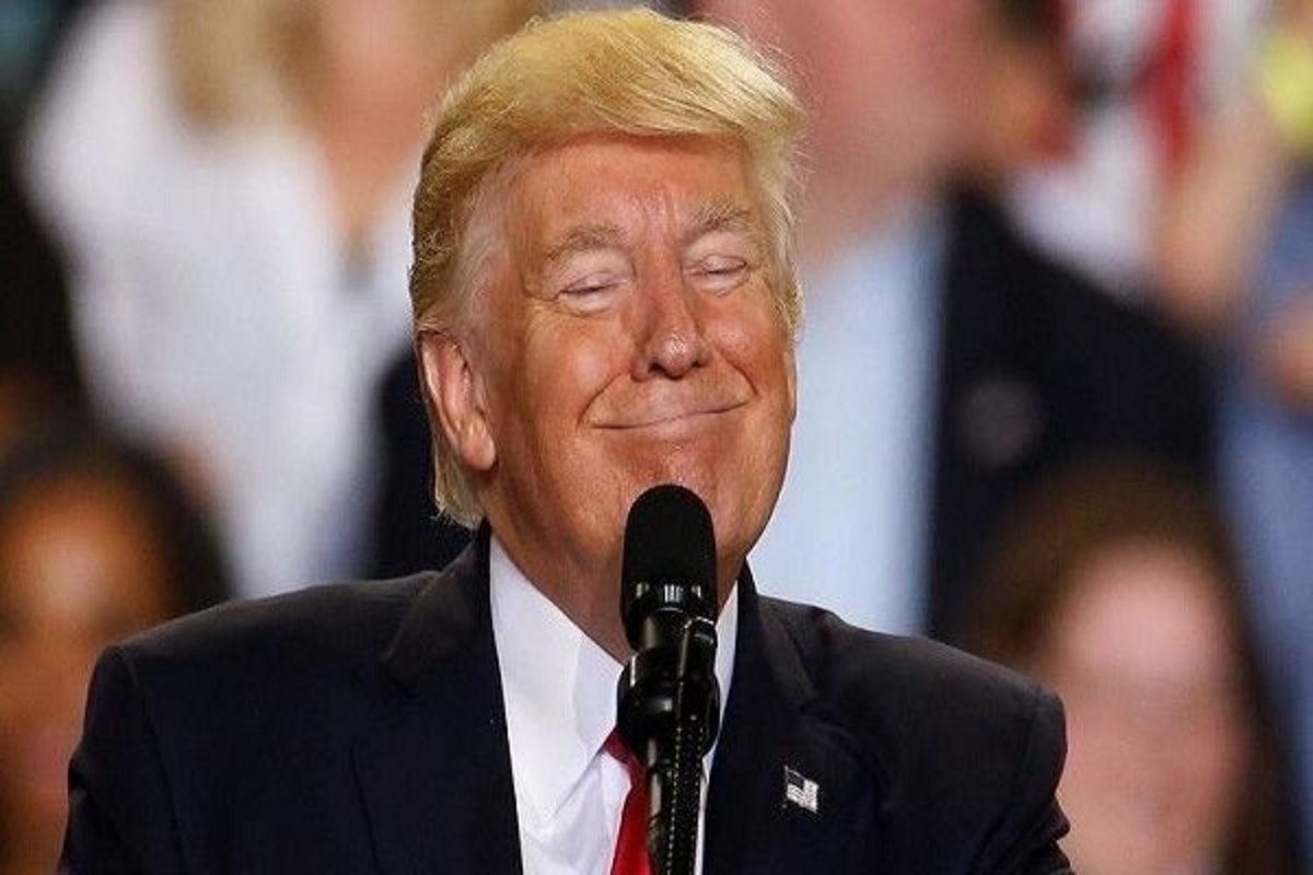 ترامپ: آمریکا با جنگنده های حامل پرچم چین به روسیه حمله کند