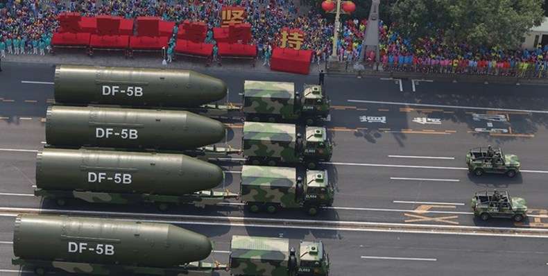 چین آماده نبرد اتمی با آمریکا می شود