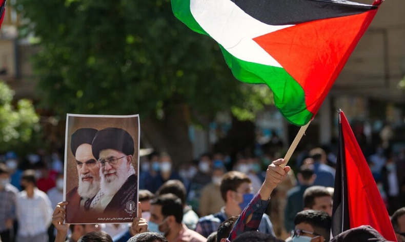 مردم فلسطین از ملت و رهبری ایران و رهبر انصار الله یمن تشکر میکنند