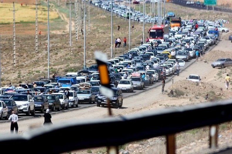 ترافیک سنگین در محورهای هراز، چالوس و فشم