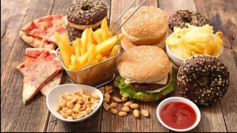 تغییر در عادات غذایی تا ۷۰درصد بار سرطان روده را کاهش می دهد