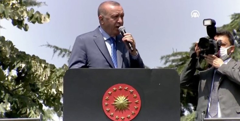 اردوغان: به حضور در کشورهای خارجی ادامه می‌دهیم