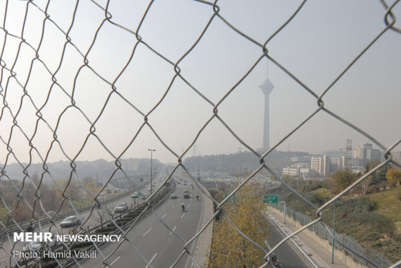 کیفیت هوای تهران از شرایط سالم خارج شد