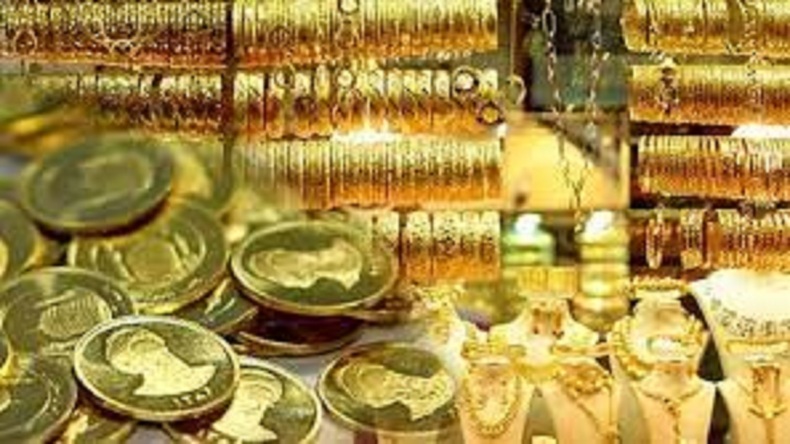 کاهش ناچیز نرخ سکه و طلا در بازار