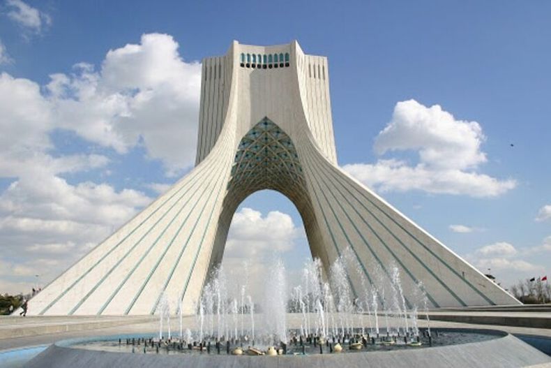 کیفیت هوای تهران قابل قبول است