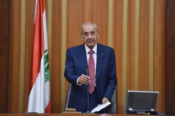 از طرح ابتکاری خود برای تشکیل دولت جدید لبنان عقب نشینی نمی‌کنم